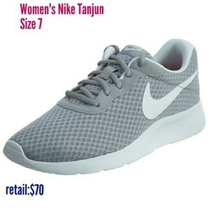 Like New! Wmn's Nike Tanjun